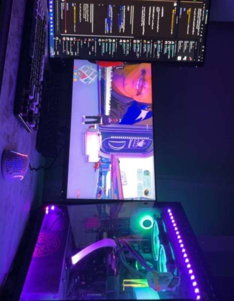 للبيع بي سي قيمنق