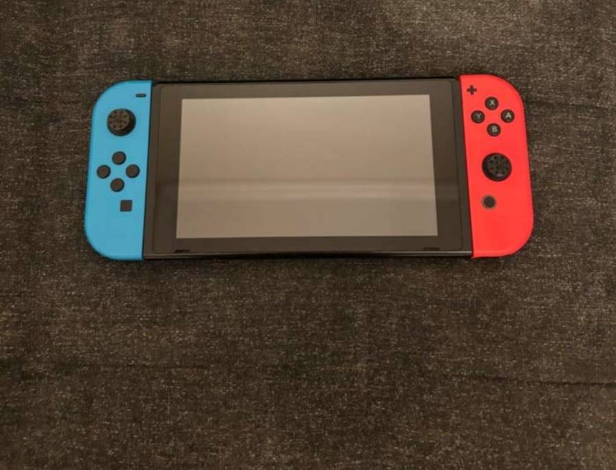 Switch Nintendo للبيع