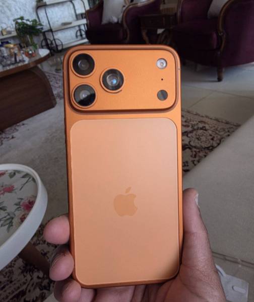 ايفون 17 بروماكس للبيع 