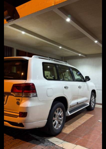 تويوتا لاندكروزر 2019 للبيع 