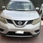 للبيع نیسان X- تريل 2015
