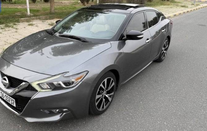 نيسان ماكسيما 5  2018 للبيع