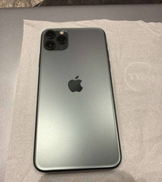 iPhone 11 Pro Max للبيع