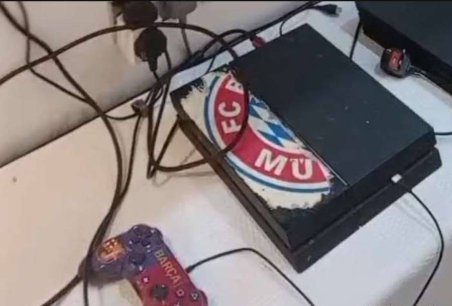 سوني فور للبيع