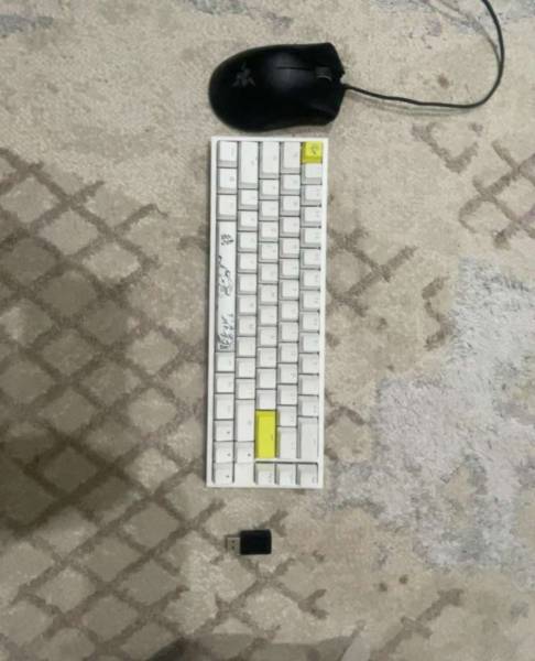 كيبورد و ماوس و وصلة شحن للبيع