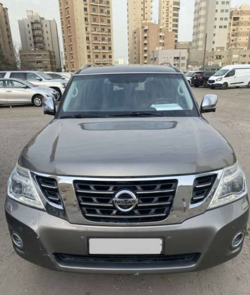 نيسان باترول بلاتينيوم  2016 للبيع