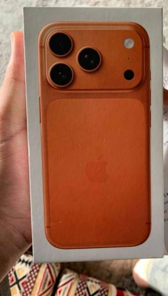 ايفون 17 برو للبيع