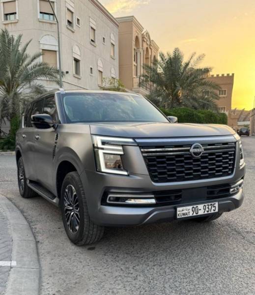 للبيع نيسان باترول بلاتنيوم 2025