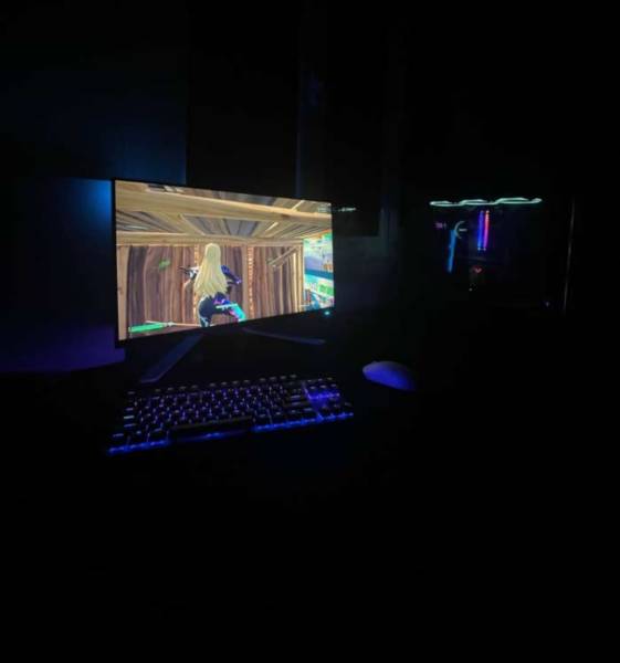 gaming PC للبيع
