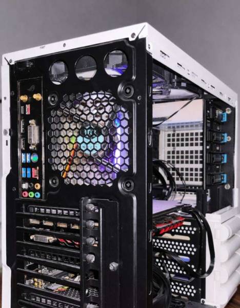 بيسي العاب قوي للبيع