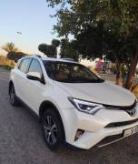 للبيع جيب تويوتا راف فور 2018