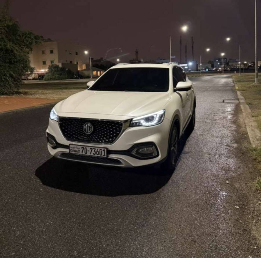 للبيع 2023 ام جي HS trophy