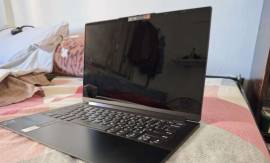 Lenovo Yoga للبيع لاب توب 