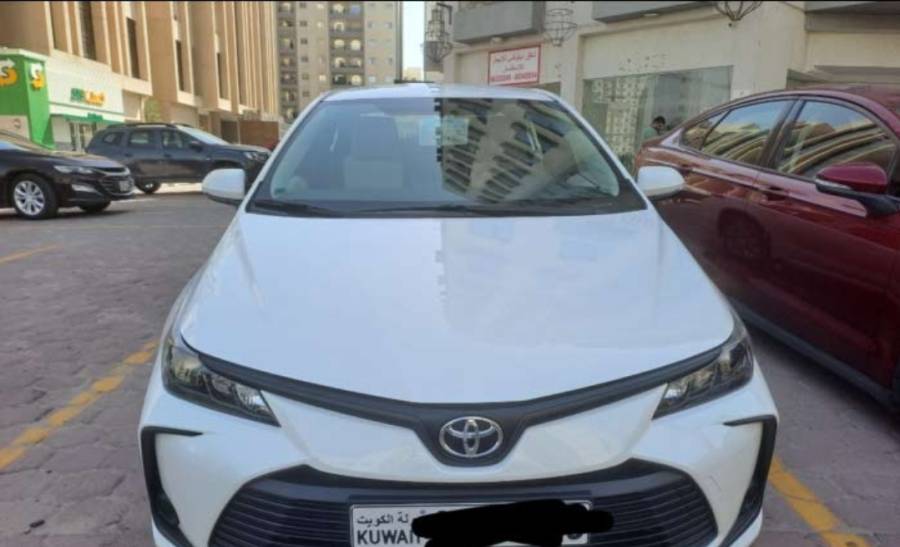 للبيع تويوتا كورلا 2024