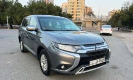 للبيع ميتسوبيشي أوتلاندر 2022 