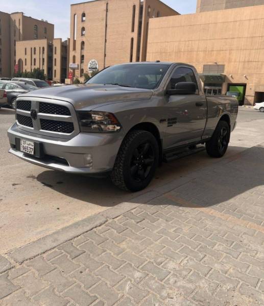 للبيع دودج رام 1500 كلاسك 5.7  2021