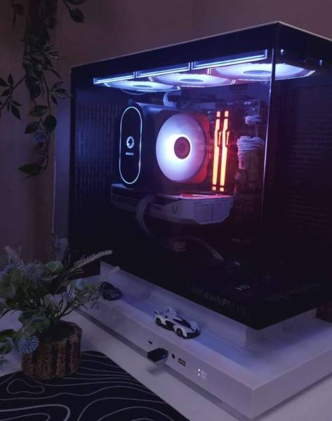 Custom Gaming Pc للبيع