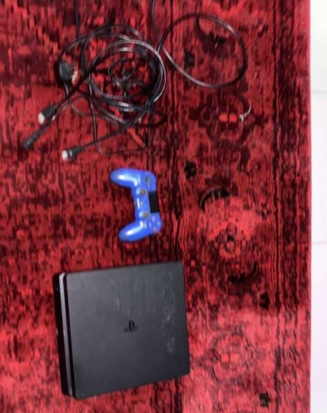 سوني بلايستيشن للبيع