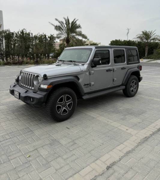للبيع جيب رانقلر سبورت٢٠٢١