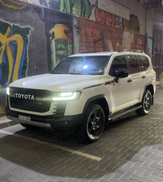 لاند جي ار GR SPORT  للبيع تويوتا 2023