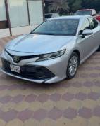 تويوتا كامري 2020 للبيع