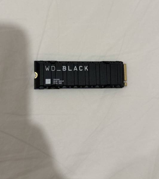WD 1TB SSD (SN850X) M.2 للبيع