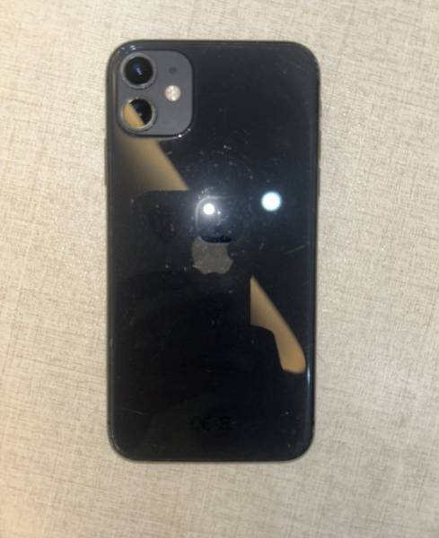 آيفون 11 للبيع