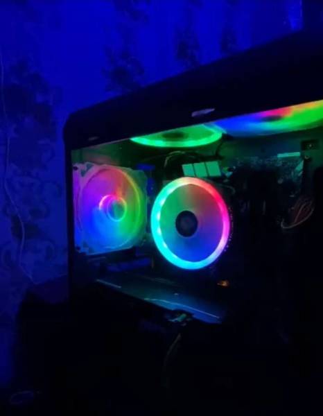 Core i5 9400 للبيع