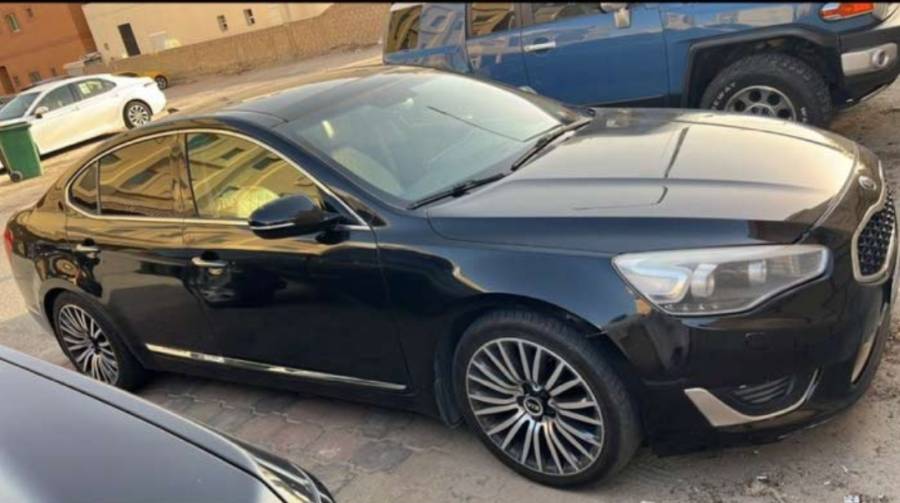 للبيع كيا كادينزا 2016