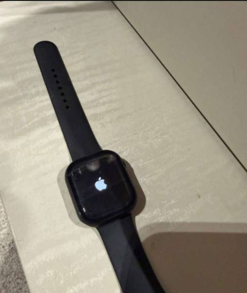 ساعه ابل سيريس 10 للبيع
