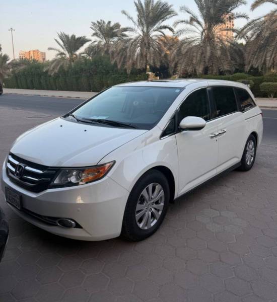 للبيع هوندا اكورد ٢٠١٦