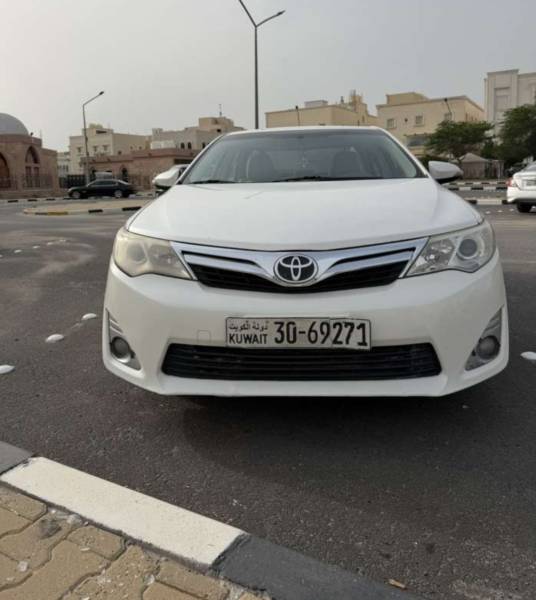 تويوتا كامري 2015 GLX للبيع
