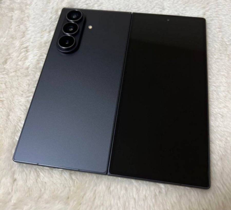 للبيع سامسونج فولد 7