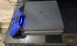 سوني 4 سليم للبيع