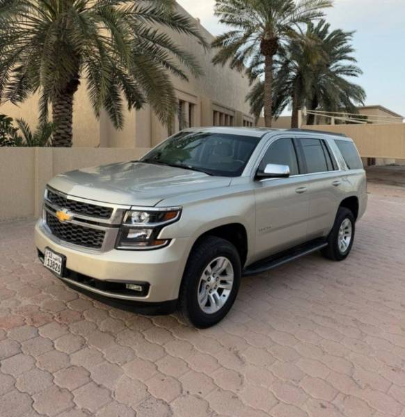 للبيع شيفروليه تاهو ls 2015