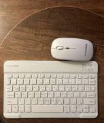 mouse with iPad keyboard ايباد للبيع 