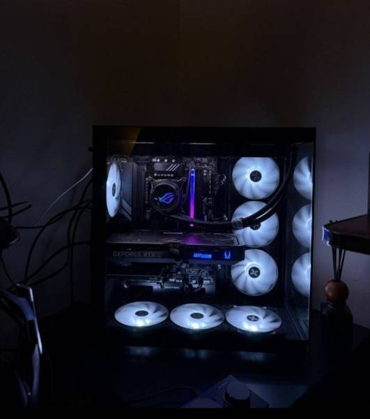 للبيع بي سي قيمنق + بث احترافي