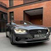 للبيع هيوانداي ازيرا 2018