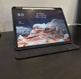 IPAD PRO 11 للبيع