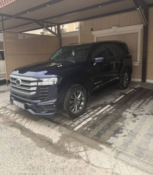 للبيع تويوتا لاندكروزر ايرو اس 2022 تيربو