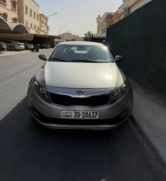 كيا اوبتيما ٢٠١٤ للبيع