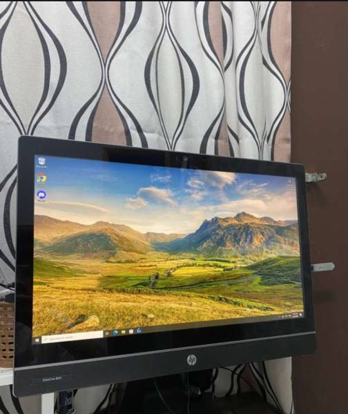 Computer pc Hp EliteOne 800 G1 للبيع