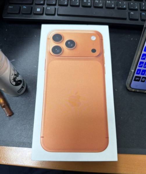 ايفون 17 برو ماكس للبيع