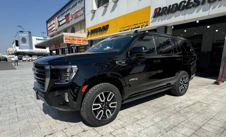 يوكن AT4  للبيع GMC 2022