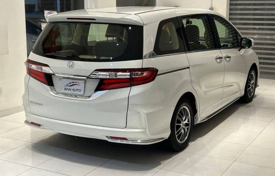 للبيع هوندا أوديسي 2018