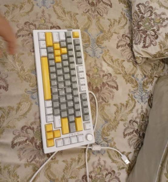 كيبورد للبيع