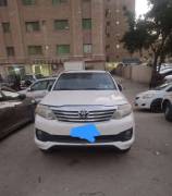 Toyota 4Runner SR5 2015 للبيع