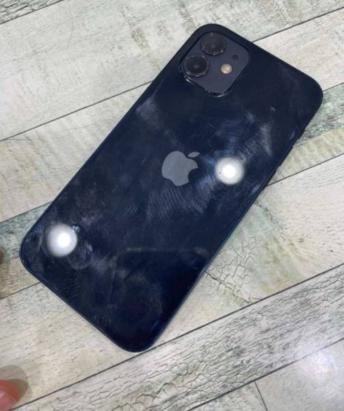 IPHONE 12 للبيع 