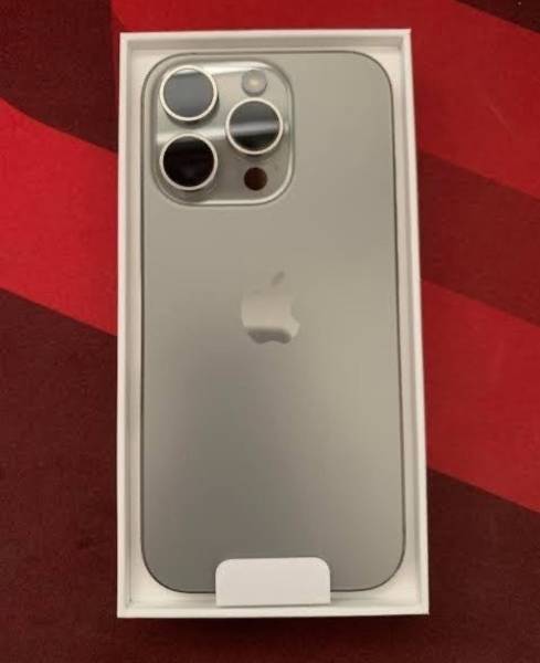 ايفون ١٦ برو للبيع