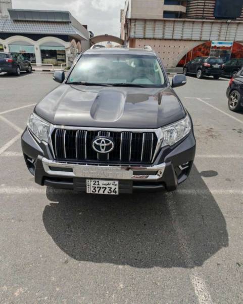 تويوتا برادو 2022 للبيع